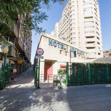 Center Deluxe Apartment Granada Luaran gambar